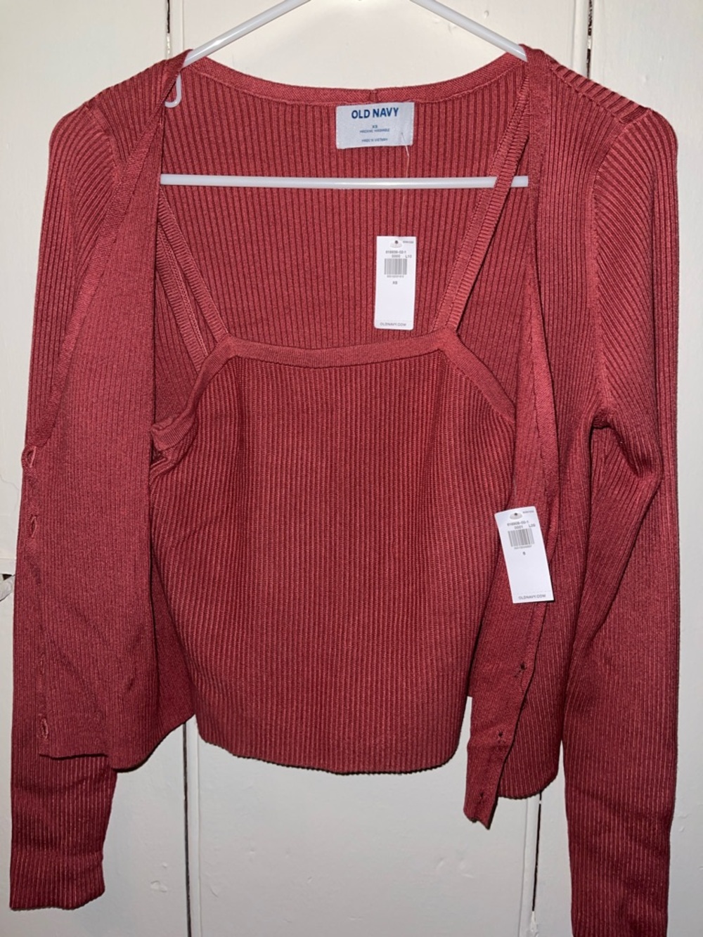 Old Navy Two-Piece Ribbed Cardigan & Tank Set - Rust - Picture 4 of 6